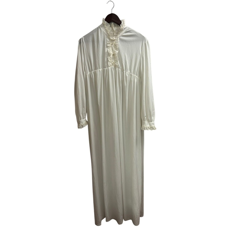 Figurettes white Nightgown White long sleeve  Nylon long lace large VTG